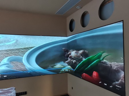 菱角湖室內全彩P2.0安裝完畢   尺寸：4.48x1.28m  像素點：2240x640